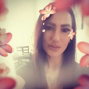 Meet your Posher, Courtney